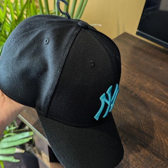 NY 47 Hat cap New - Picture 9 of 15